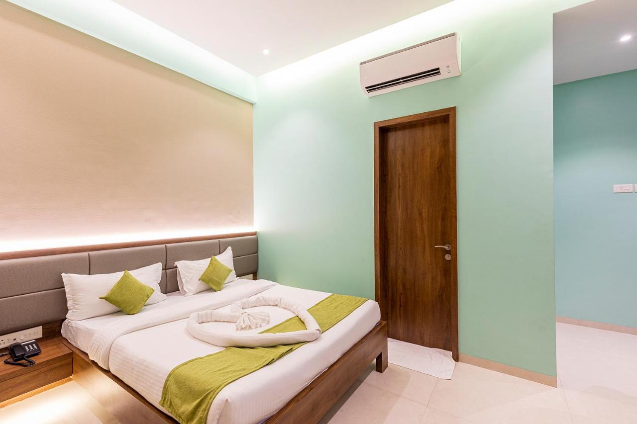 Hotel Seven Oaks Navi Mumbai Ngoại thất bức ảnh