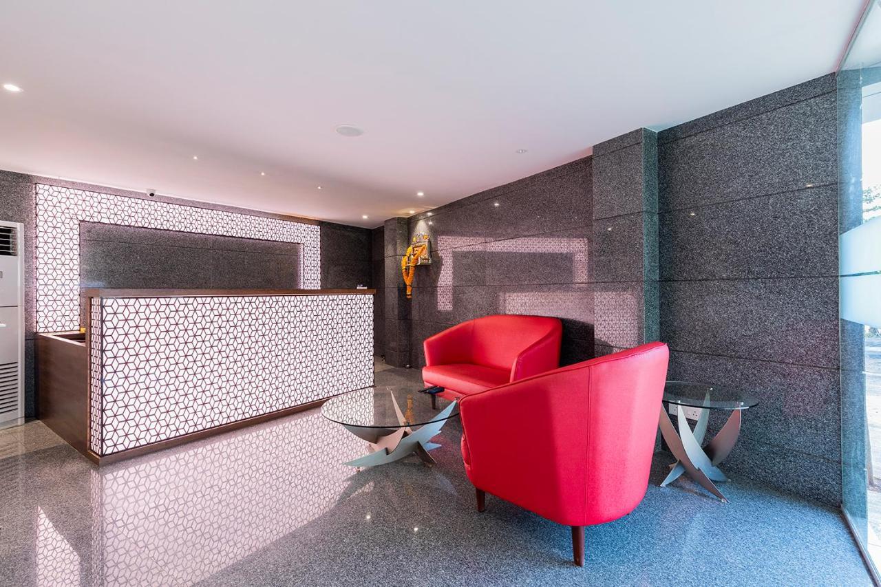 Hotel Seven Oaks Navi Mumbai Ngoại thất bức ảnh