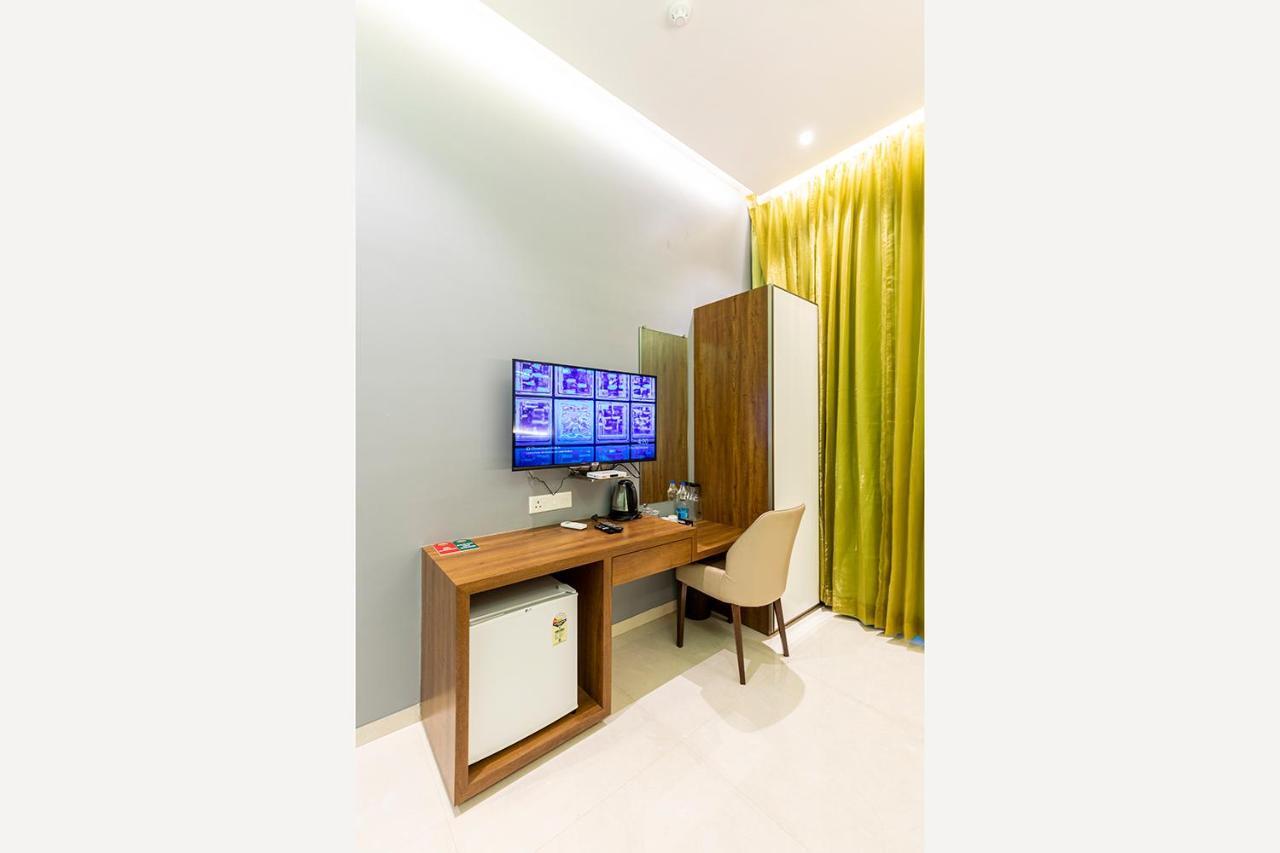 Hotel Seven Oaks Navi Mumbai Ngoại thất bức ảnh